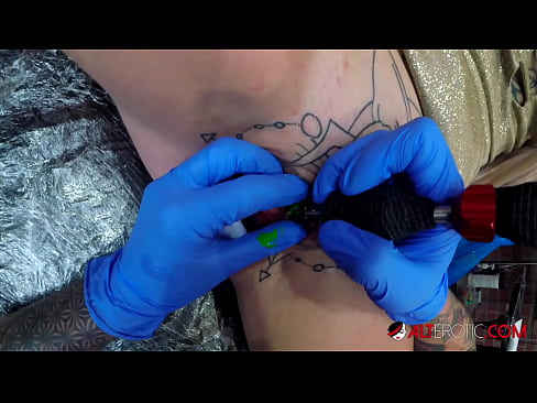 ❤️ Extremely tattooed hottie Sully Savage has a tattoo on her clitoris ❤️❌ Sex at en-gb.dewporn.ru ️❤